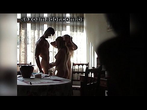 ❤️ Sexveninder inviterer en kæmpe mand og en trekant med ham ❤ Kvalitets porno at da.hentai-id-tv.ru ️